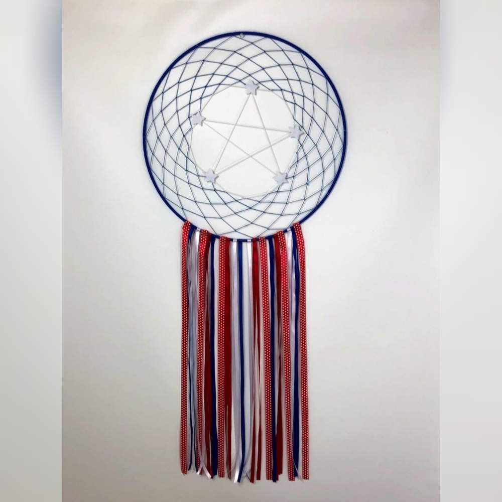 American Flag Themed Macrame Wall Hanging